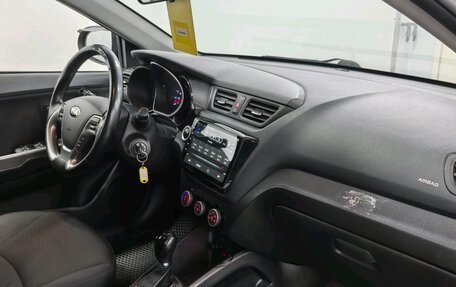 KIA Rio III рестайлинг, 2016 год, 1 030 000 рублей, 22 фотография