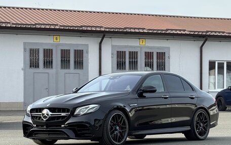 Mercedes-Benz E-Класс AMG, 2017 год, 6 500 000 рублей, 2 фотография