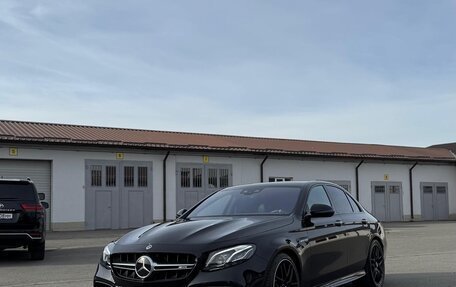 Mercedes-Benz E-Класс AMG, 2017 год, 6 500 000 рублей, 3 фотография