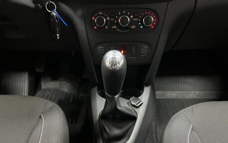 Renault Sandero II рестайлинг, 2020 год, 1 250 000 рублей, 14 фотография