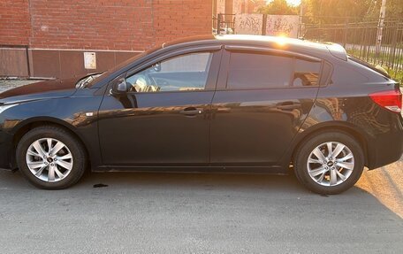 Chevrolet Cruze II, 2013 год, 870 000 рублей, 4 фотография