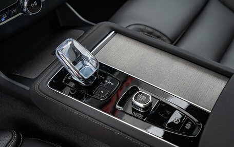 Volvo XC90 II рестайлинг, 2025 год, 12 990 000 рублей, 12 фотография