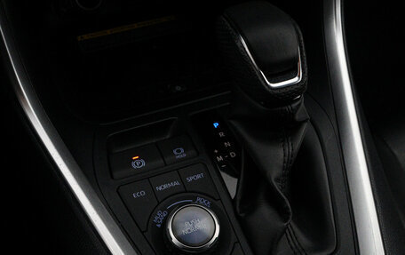 Toyota RAV4, 2019 год, 3 580 000 рублей, 15 фотография