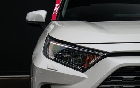 Toyota RAV4, 2019 год, 3 580 000 рублей, 21 фотография