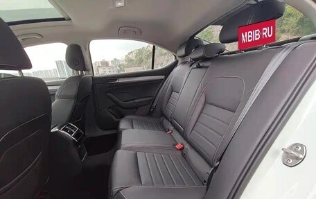 Skoda Superb III рестайлинг, 2023 год, 2 100 000 рублей, 20 фотография