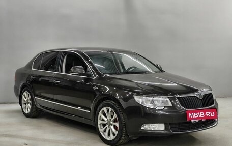 Skoda Superb III рестайлинг, 2013 год, 1 463 000 рублей, 3 фотография