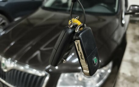 Skoda Superb III рестайлинг, 2013 год, 1 463 000 рублей, 21 фотография