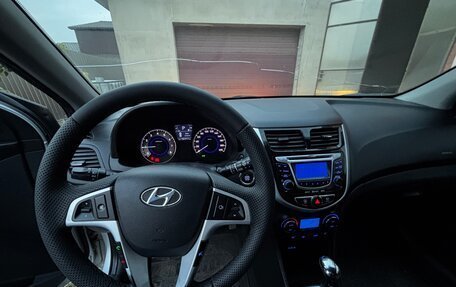 Hyundai Solaris II рестайлинг, 2012 год, 780 000 рублей, 5 фотография