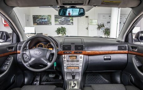 Toyota Avensis III рестайлинг, 2008 год, 875 000 рублей, 24 фотография