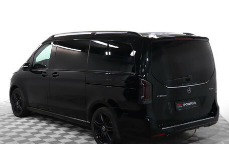 Mercedes-Benz V-Класс, 2022 год, 8 990 000 рублей, 7 фотография