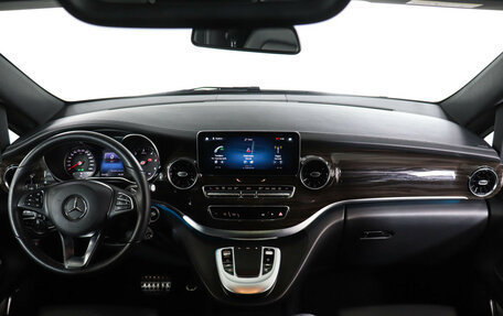 Mercedes-Benz V-Класс, 2022 год, 8 990 000 рублей, 12 фотография