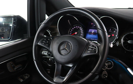 Mercedes-Benz V-Класс, 2022 год, 8 990 000 рублей, 15 фотография