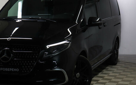 Mercedes-Benz V-Класс, 2022 год, 8 990 000 рублей, 25 фотография