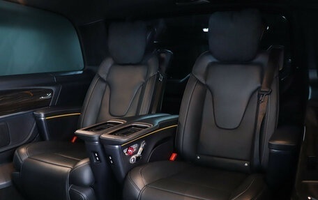 Mercedes-Benz V-Класс, 2022 год, 8 990 000 рублей, 17 фотография