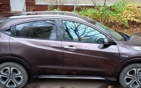 Honda Vezel, 2019 год, 1 980 000 рублей, 2 фотография