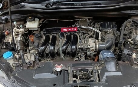 Honda Vezel, 2019 год, 1 980 000 рублей, 3 фотография