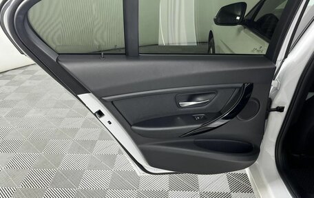 BMW 3 серия, 2018 год, 2 099 000 рублей, 10 фотография