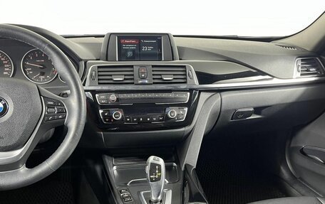 BMW 3 серия, 2018 год, 2 099 000 рублей, 26 фотография