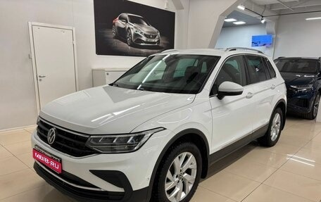 Volkswagen Tiguan II, 2021 год, 3 473 000 рублей, 1 фотография