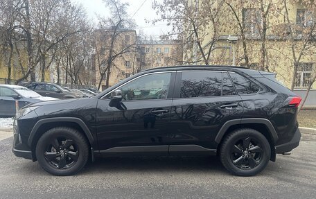 Toyota RAV4, 2020 год, 3 230 000 рублей, 4 фотография