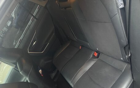 Toyota RAV4, 2020 год, 3 230 000 рублей, 21 фотография