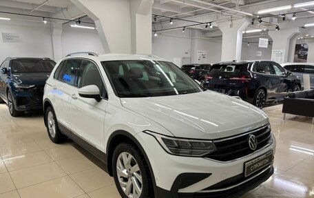 Volkswagen Tiguan II, 2021 год, 3 473 000 рублей, 3 фотография