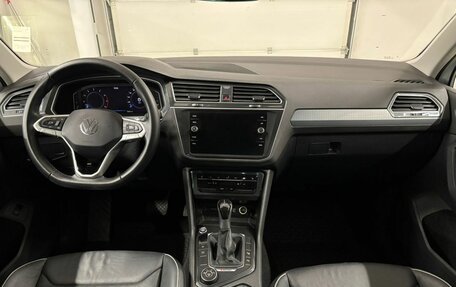 Volkswagen Tiguan II, 2021 год, 3 473 000 рублей, 13 фотография