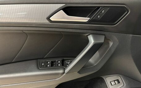 Volkswagen Tiguan II, 2021 год, 3 473 000 рублей, 27 фотография