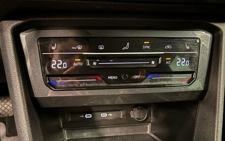 Volkswagen Tiguan II, 2021 год, 3 473 000 рублей, 23 фотография