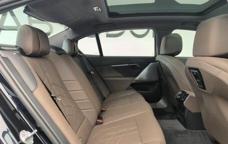 BMW 5 серия, 2025 год, 8 700 000 рублей, 9 фотография