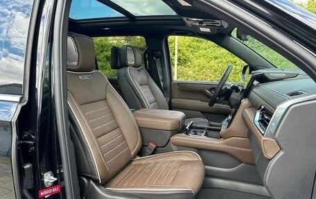 GMC Yukon IV, 2025 год, 20 000 000 рублей, 16 фотография