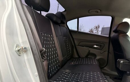 Chevrolet Cruze II, 2010 год, 749 000 рублей, 7 фотография