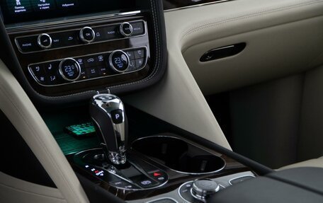 Bentley Bentayga I, 2020 год, 24 988 888 рублей, 15 фотография