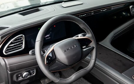 CheryExeed VX, 2024 год, 5 640 000 рублей, 13 фотография