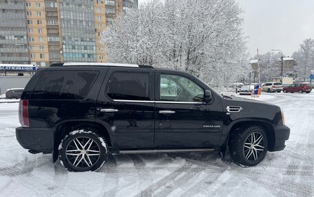 Cadillac Escalade III, 2013 год, 1 950 000 рублей, 5 фотография