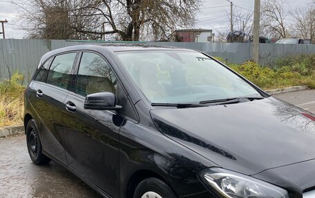 Mercedes-Benz B-Класс, 2015 год, 1 600 000 рублей, 5 фотография