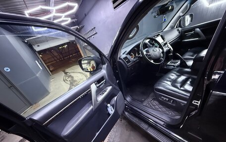 Toyota Land Cruiser 200, 2013 год, 3 870 000 рублей, 7 фотография