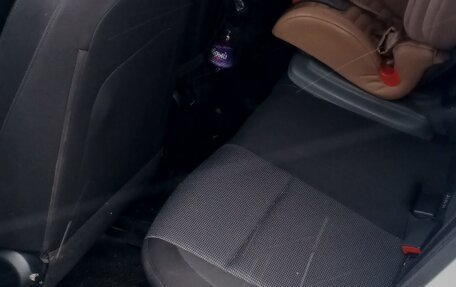 Hyundai Solaris II рестайлинг, 2021 год, 9 фотография