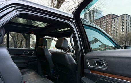 Ford Explorer VI, 2017 год, 2 690 000 рублей, 14 фотография