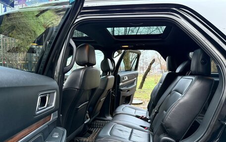 Ford Explorer VI, 2017 год, 2 690 000 рублей, 15 фотография