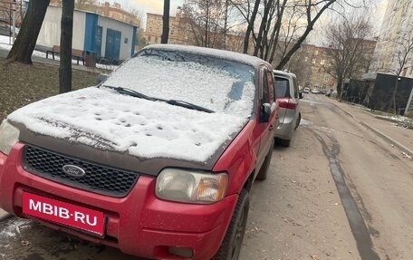 Ford Escape II, 2000 год, 305 000 рублей, 1 фотография