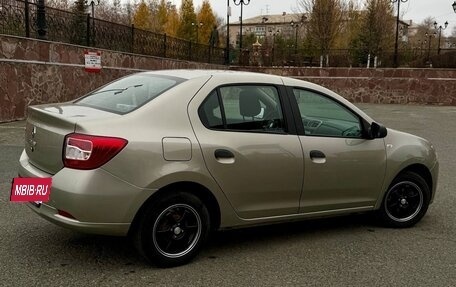 Renault Logan II, 2018 год, 990 000 рублей, 4 фотография