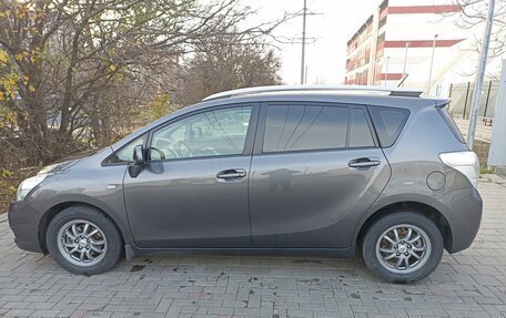 Toyota Verso I, 2011 год, 1 145 000 рублей, 4 фотография