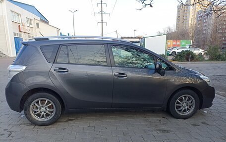 Toyota Verso I, 2011 год, 1 145 000 рублей, 10 фотография