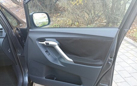 Toyota Verso I, 2011 год, 1 145 000 рублей, 23 фотография