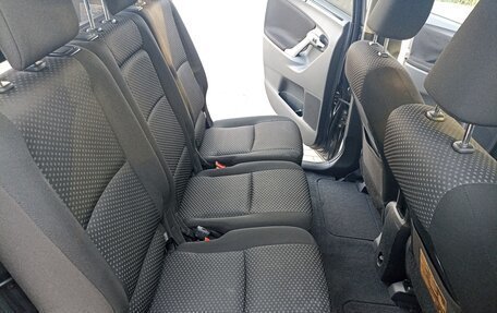 Toyota Verso I, 2011 год, 1 145 000 рублей, 24 фотография