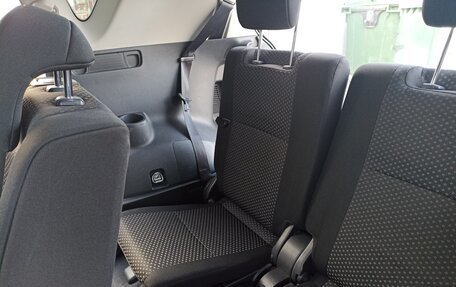 Toyota Verso I, 2011 год, 1 145 000 рублей, 37 фотография