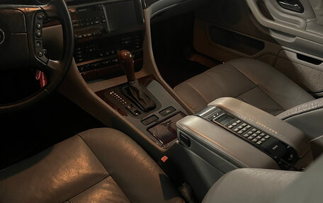 BMW 7 серия, 1995 год, 2 400 000 рублей, 11 фотография