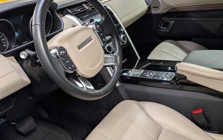 Land Rover Discovery IV, 2017 год, 3 700 000 рублей, 21 фотография