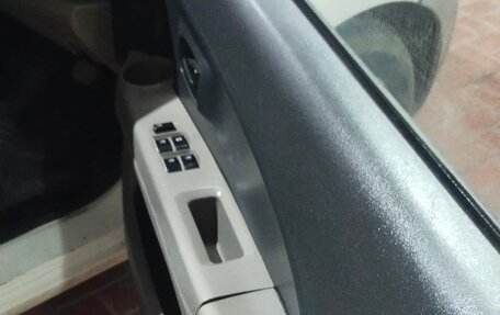 Toyota Passo III, 2004 год, 255 000 рублей, 12 фотография